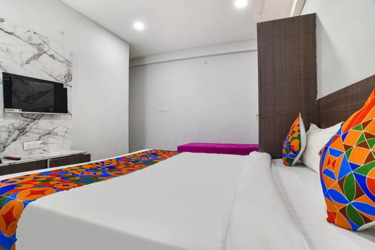 Fabhotel Dev'S Inn Indaur Exteriér fotografie