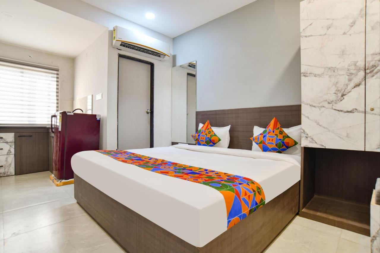 Fabhotel Dev'S Inn Indaur Exteriér fotografie
